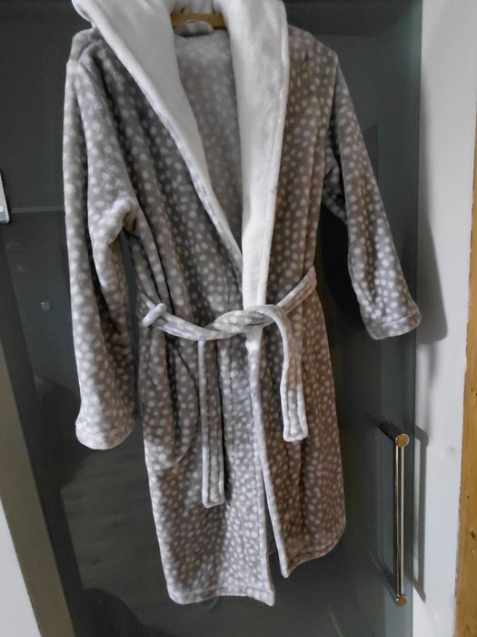 Szlafrok dla dziewczynki 152 cm