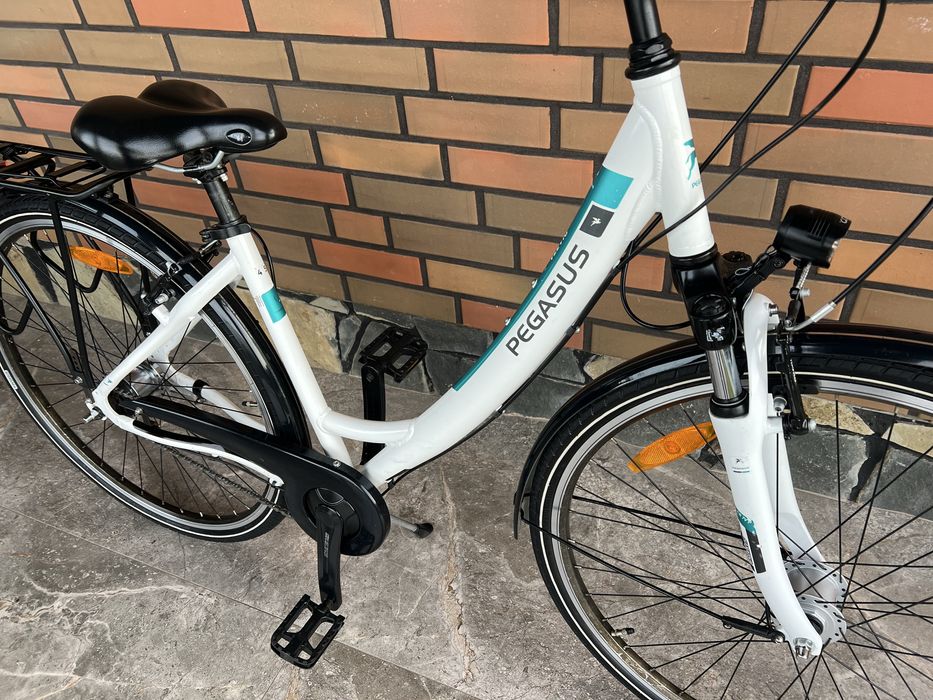 Велосипед з Німеччини Pegasus Piazza  28