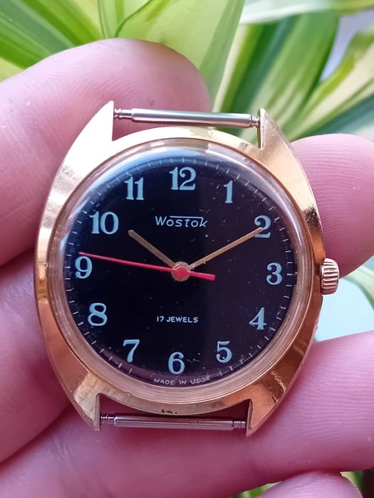 Часы Восток Аи10 17камней в позолоченном корпусе СССР