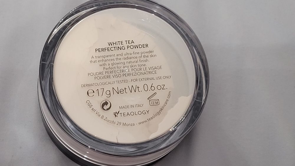 Teaology White Tea puder do twarzy 17g