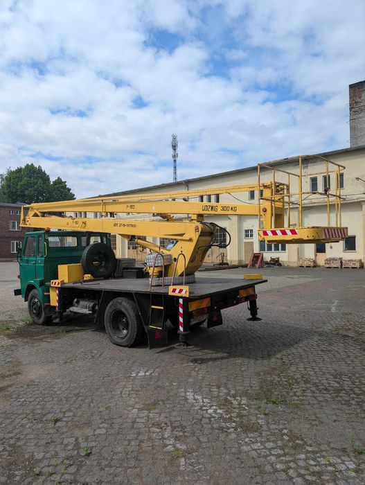 Podnośnik koszowy STAR 200 BUMAR 18m