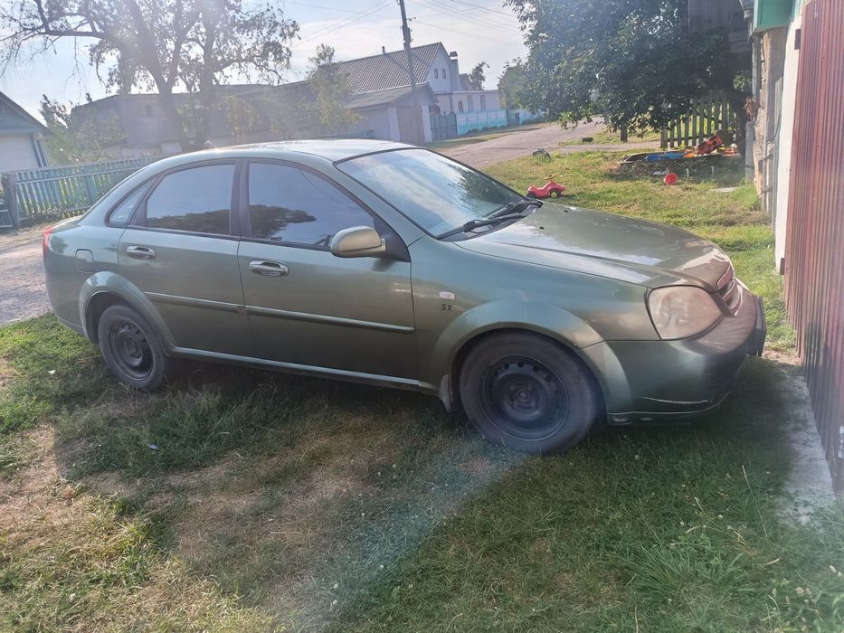 Продам надійний автомобіль 3300₴