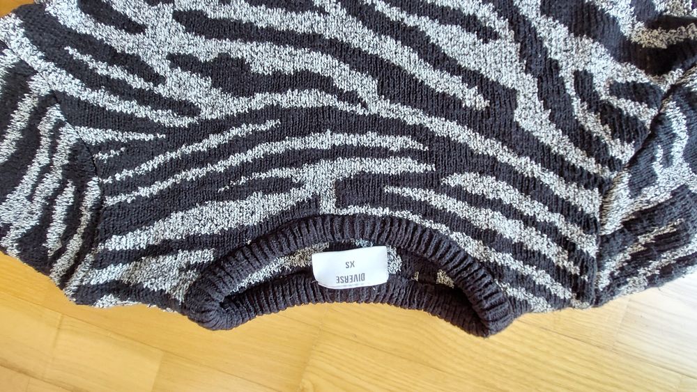 Sweter Diverse r.34