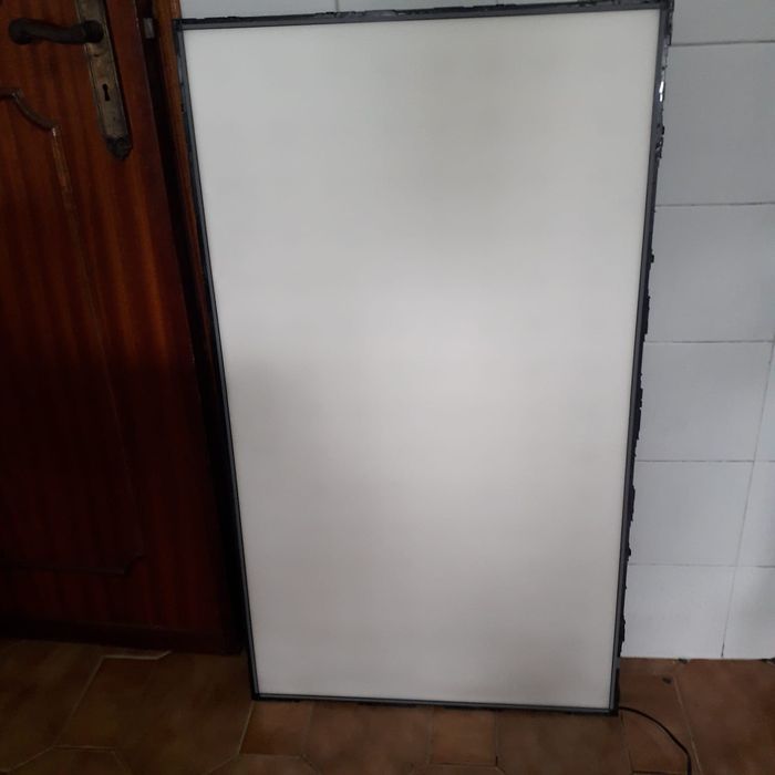 Peças de TV Samsung de 42 ate 55   parafusos