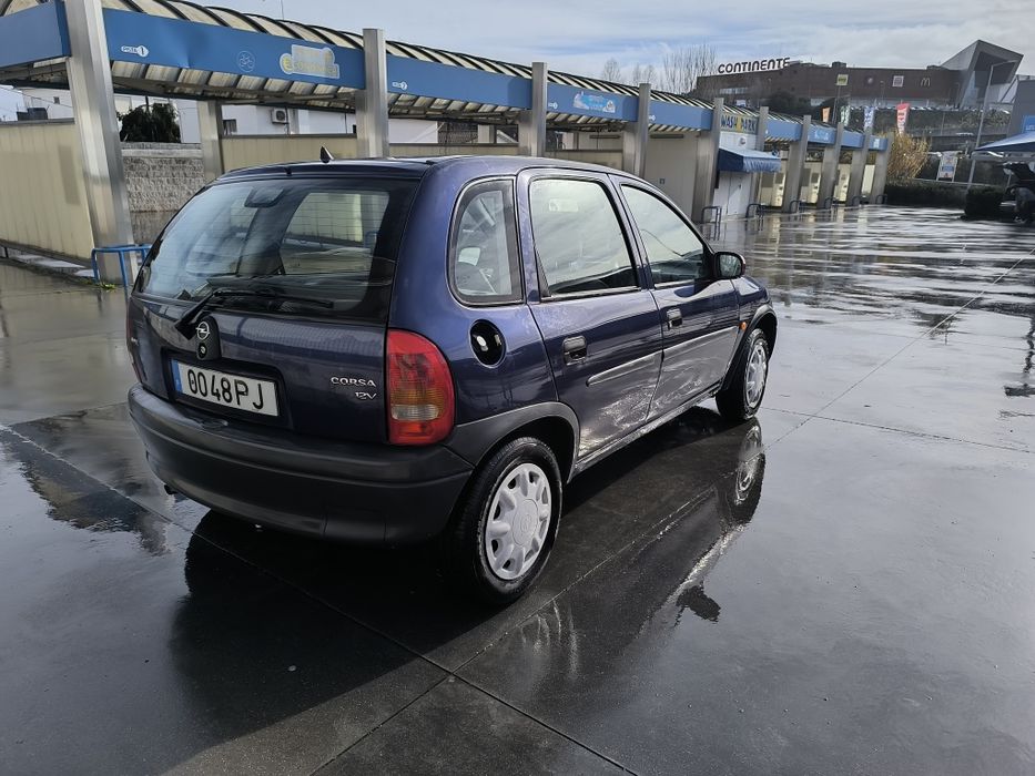 Corsa b ano 2000