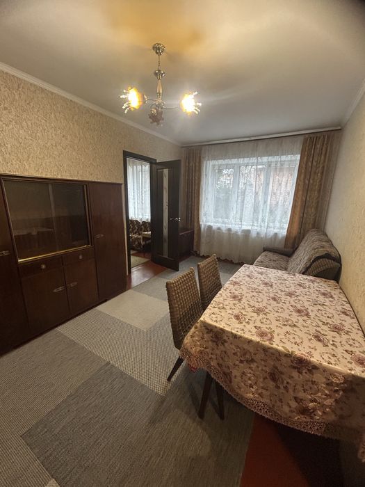 Здам 2 хкімн квартиру район Центру , з Агв