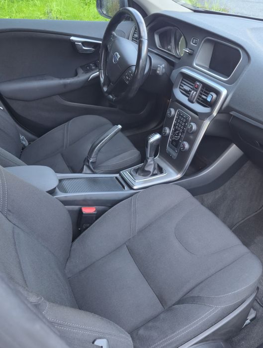 Volvo  v40 1.6 d