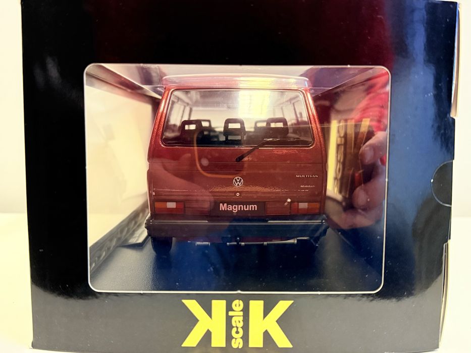 Volkswagen VW T3 Multivan MAGNUM 1/18 KK-Scale kolor bordowy metallic