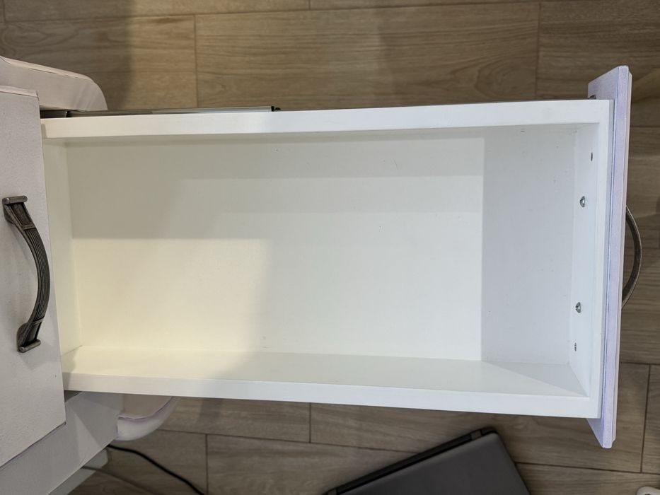 Стол письменный деревянный