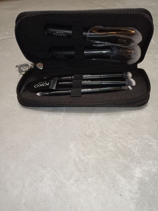 Zestaw 5 pędzli do makijażu Kiko Milano syntetyczne włosie