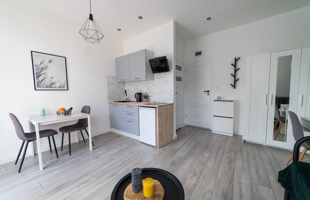 Kawalerka z balkonem - Plac Krakowski