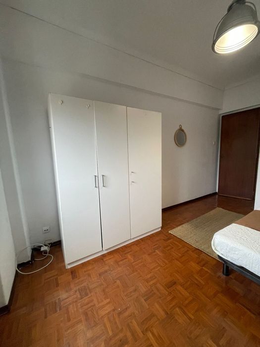 Quarto Individual ou casal Venda Nova Amadora