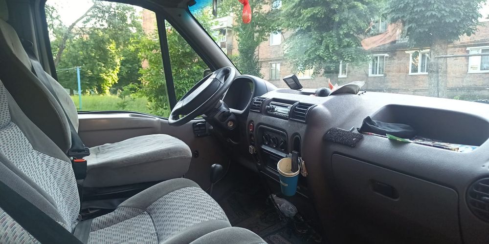 Бус Опель мовано