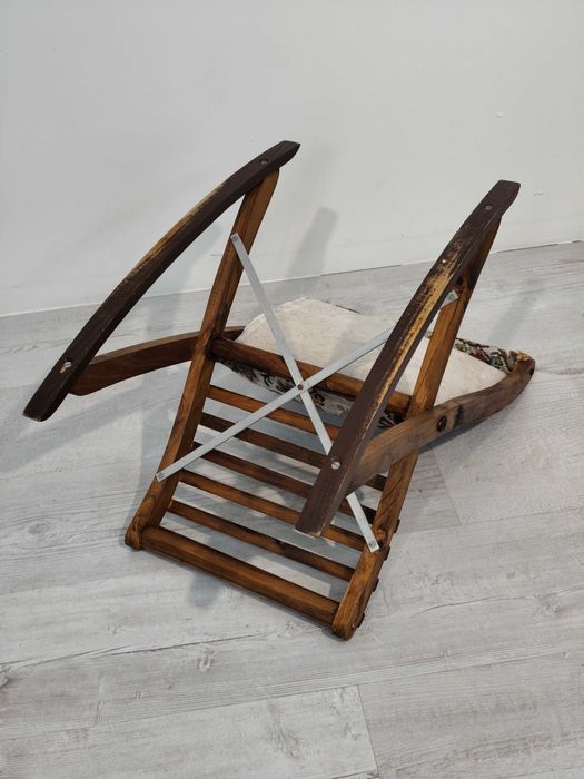 Podnóżek Na Płozach Z Poduszką