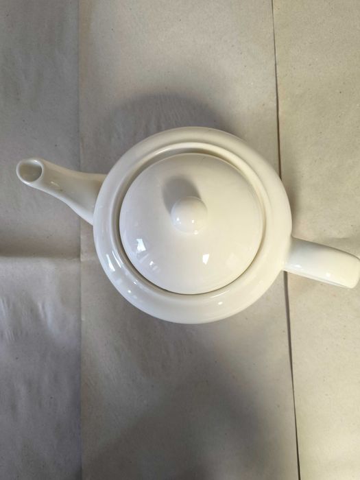 Bule para chá em porcelana