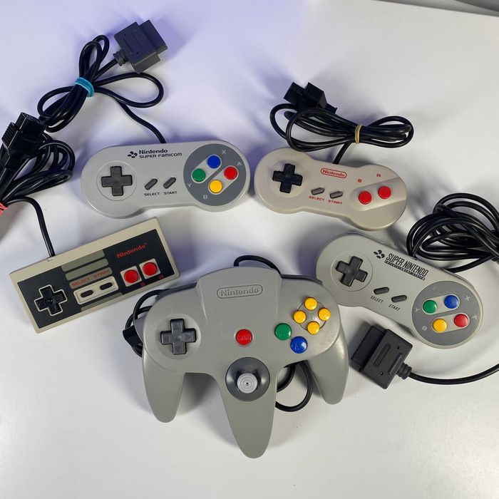 Консоль Nintendo SNES SNSP-001A Б/У Оригінальна приставка СНЕС асортимент ретро консолей Nintendo