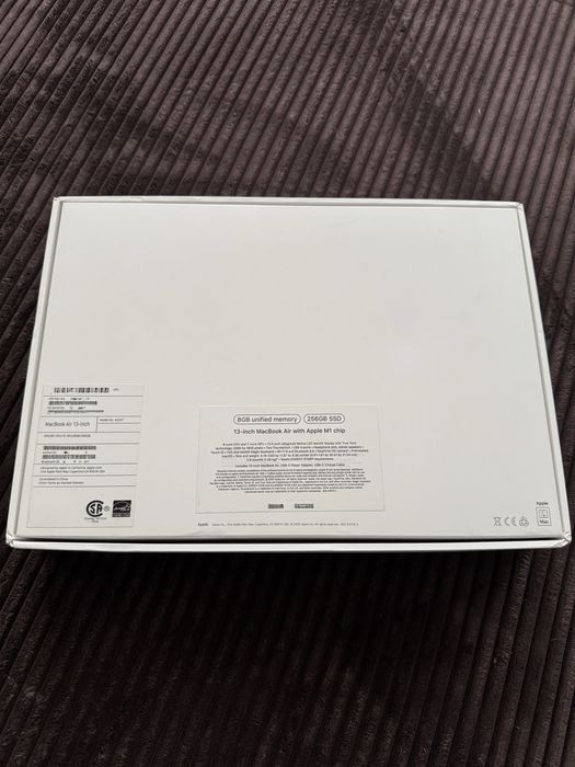 MacBook Air M1, 13, 8 Gb, 256 GB SSD