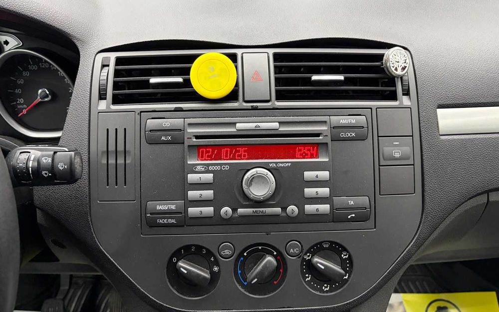 Ford C-Max 2010 року