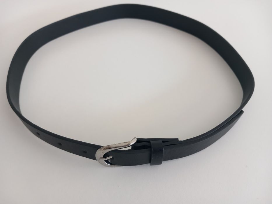 Cinto Senhora Preto - NOVO