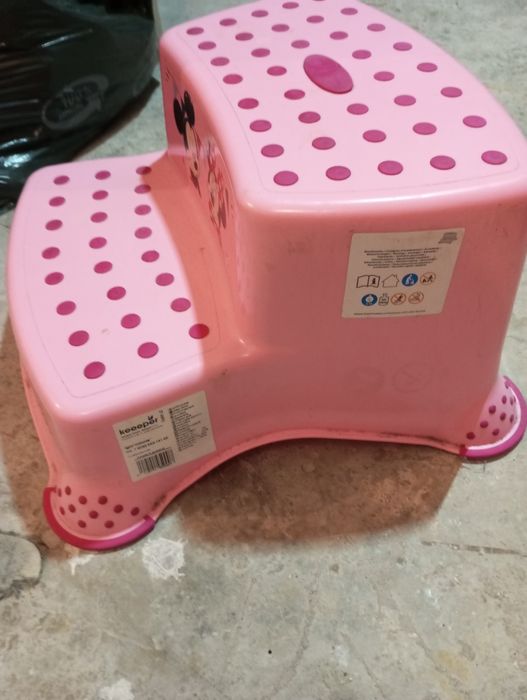 Podnóżek , schody dwustopniowe