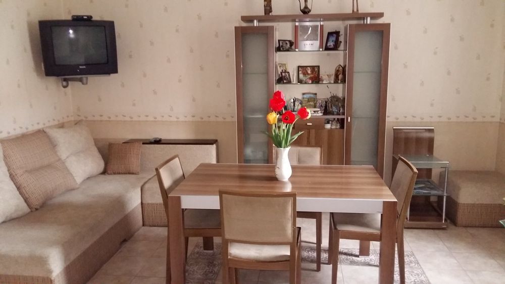 Царское село. Добротный дом.