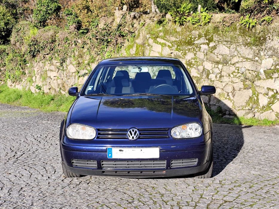 Volkswagen Golf IV 1.9 TDI 110cv – Ano 2000