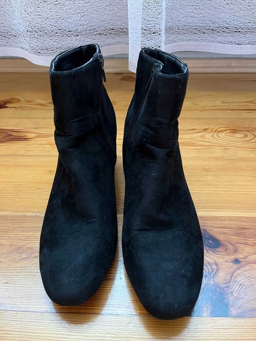 Czarne buty zamszowe botki Sinsay 38 dżety
