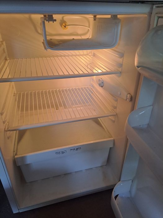 Lodówka Zanussi mała