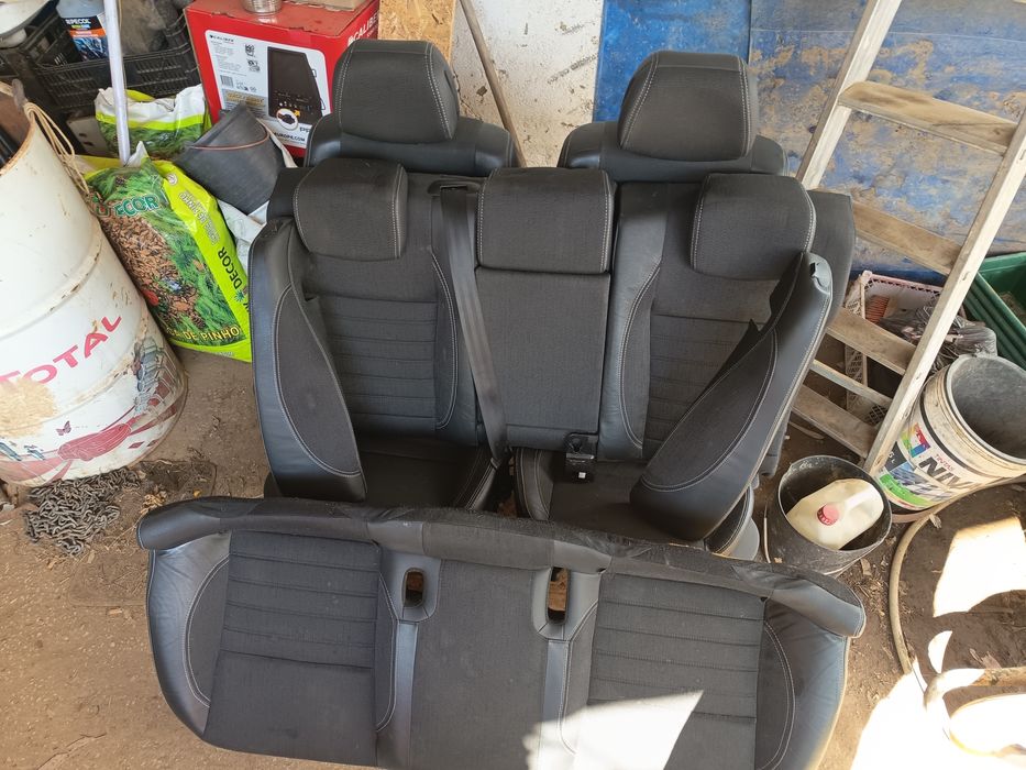 Bancos completos Renault Laguna 3. Ver o s meus outros anúncios.