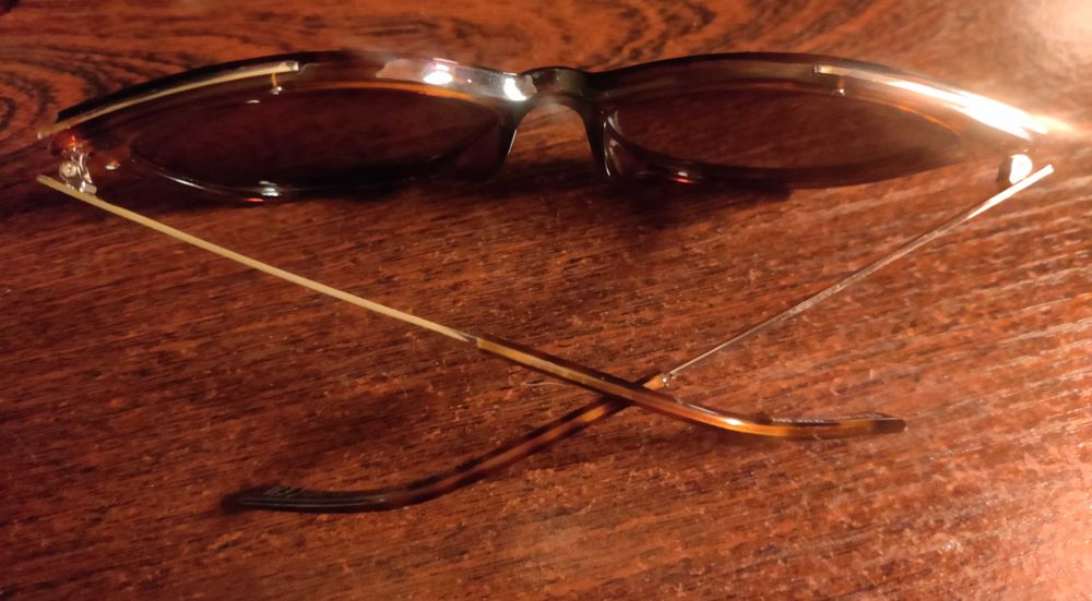 Очки от солнца женские, 2 пары за 100 грн.