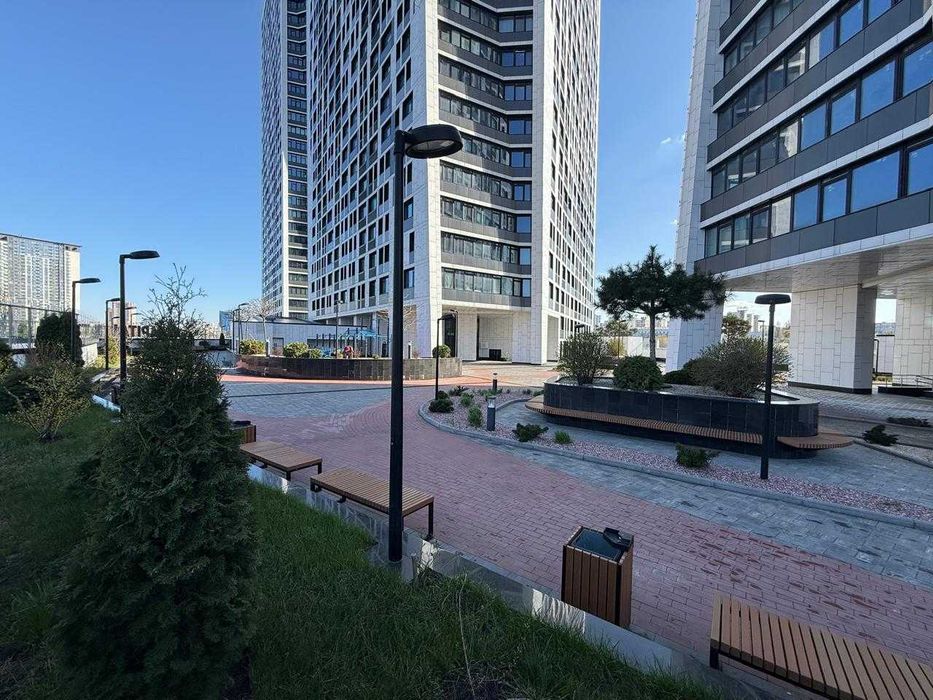 Від Власника, Стелі Н=4-метри, 109 кв.м, Manhattan, проспект Берестейський 11, метро КПІ