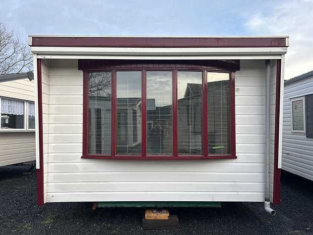 LINDA CASA COM 2 QUARTOS PARA HABITAR