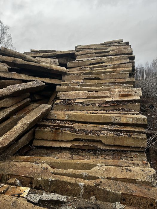 Podkłady kolejowe betonowe zbrojone utwardzenie droga plac słupki hds