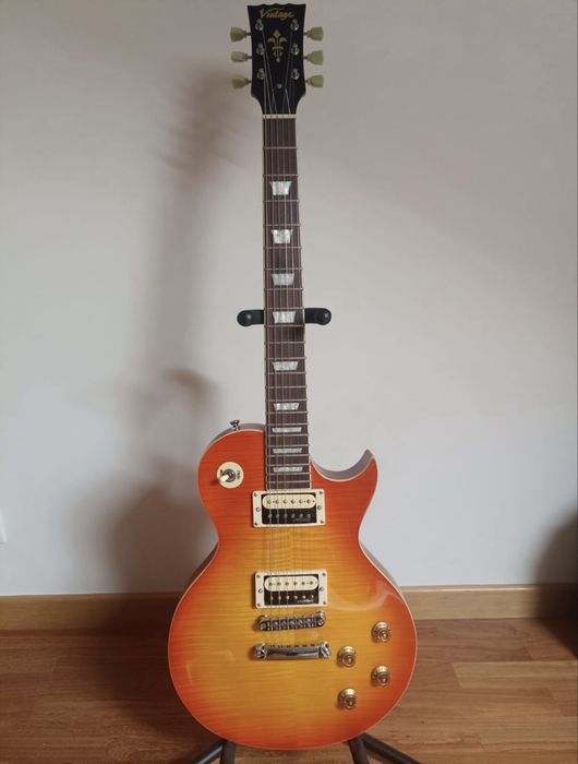 Guitarra vintage V100THB Flamed Honeyburst