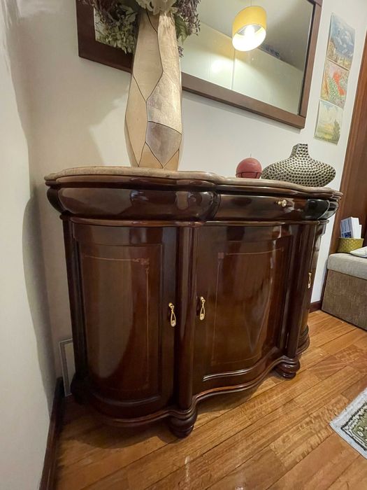 Movel Aparador em Cerejeira