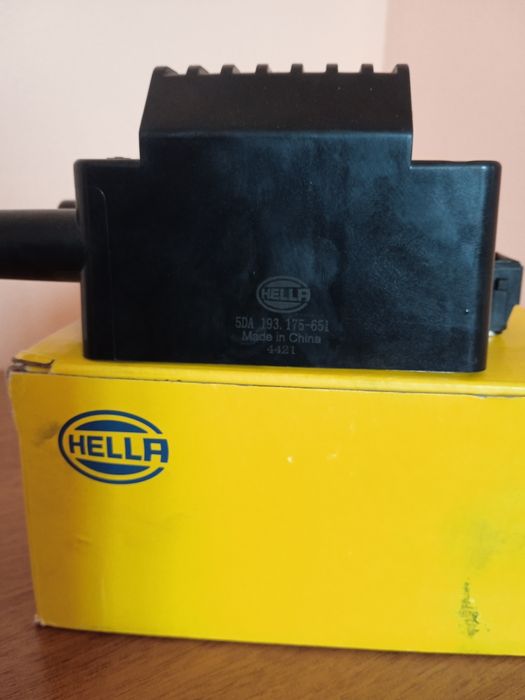 Продам катушку зажиганя HELLA 5 DA 193. 175-651