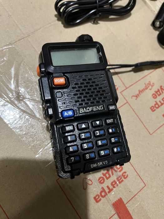 Baofeng dmr DM-5R V3(rd-5r) + антены 10вт и гарнитура .