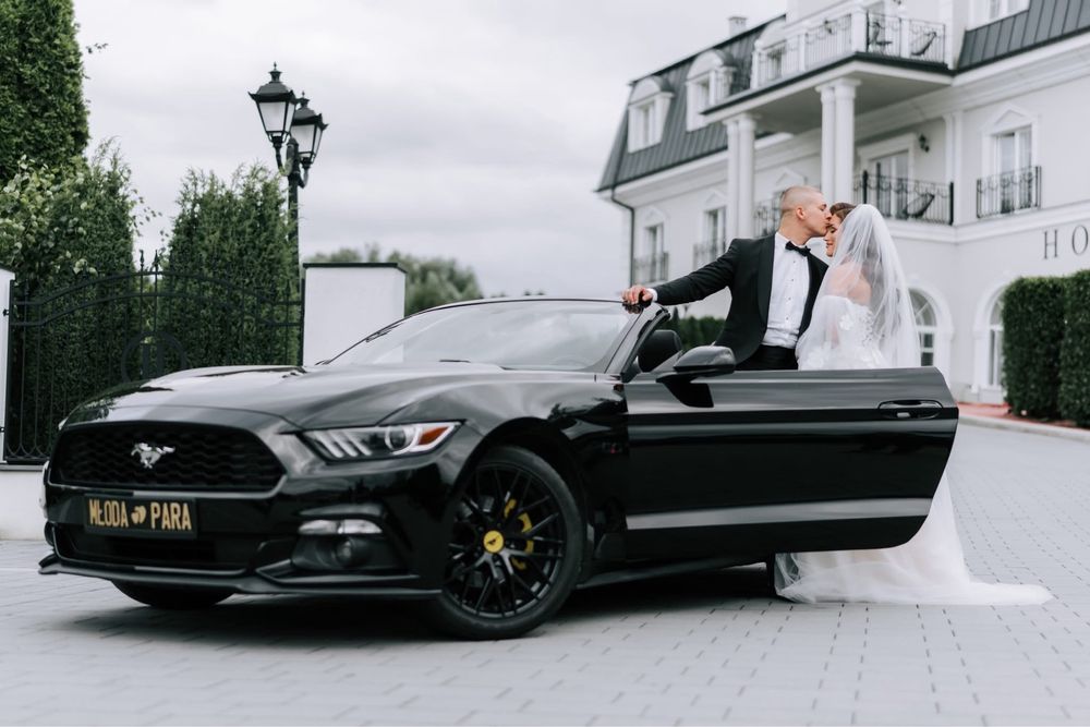 Auto do ślubu wesele Jaguar Mustang kabrio Mercedes wynajem busa 9 os.