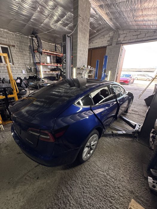 Розбір Model 3 2023 синій Blue PPSB