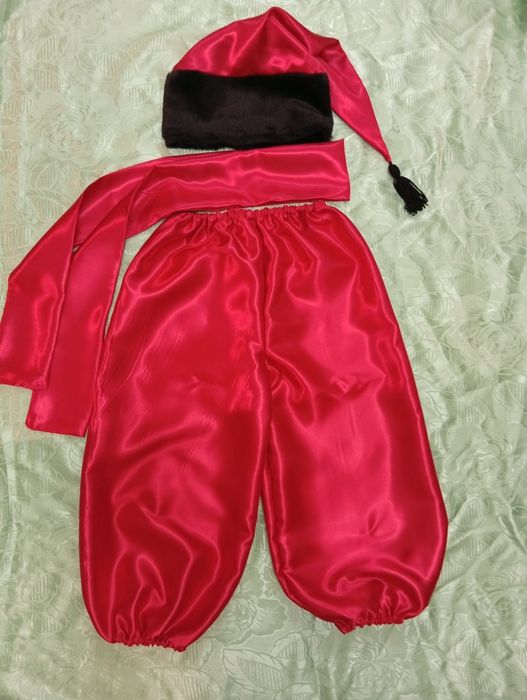 Костюм Козака, Шаровари і шапка