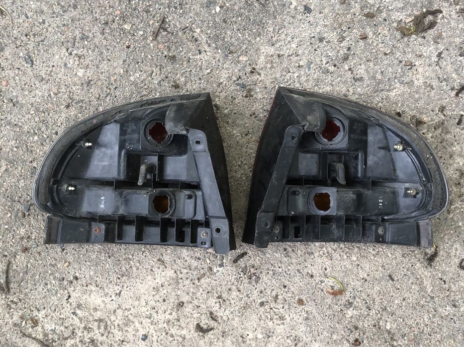 Mazda 626 GE (93-97) стопи задні (хетчбек)