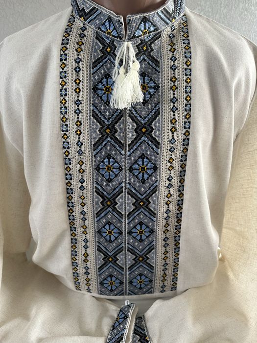 Вишиванки ручноі роботи