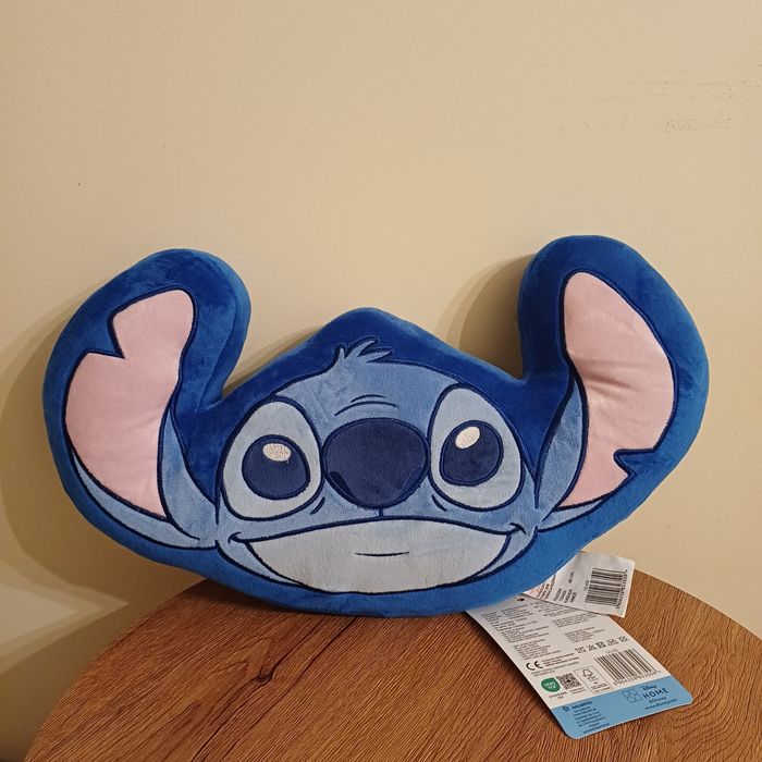 Poduszka dekoracyjna kształtka STITCH 43 cm