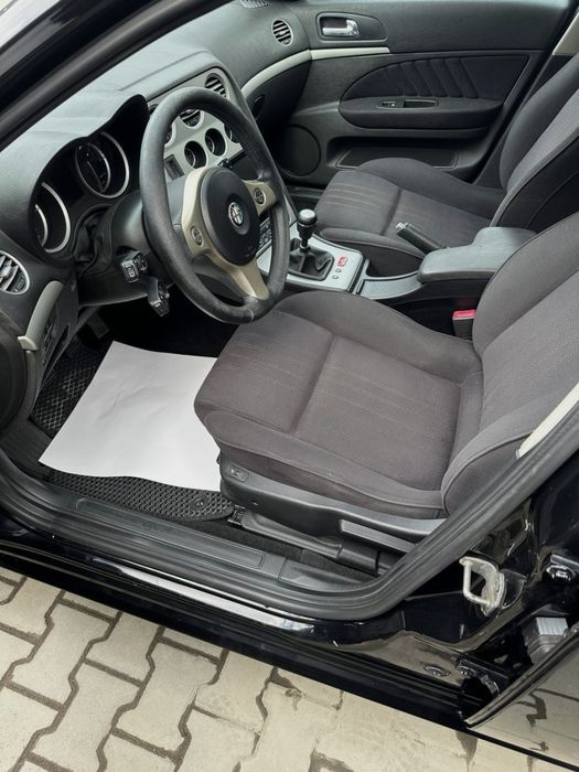 Автомобіль Alfa Romeo 159 1.9D