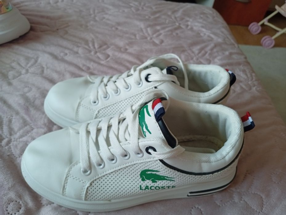 Białe sneakersy damskie r. 37