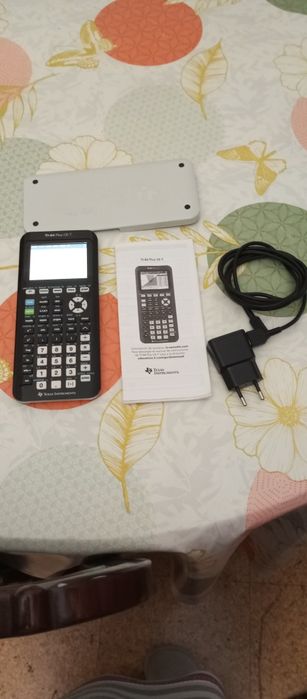 Calculadora gráfica TI-84 Plus CE-T