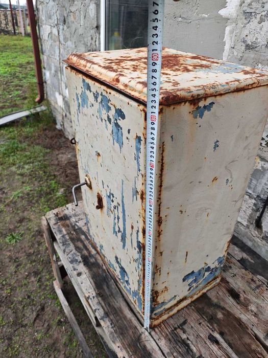 Продам сеїф, електро шафу