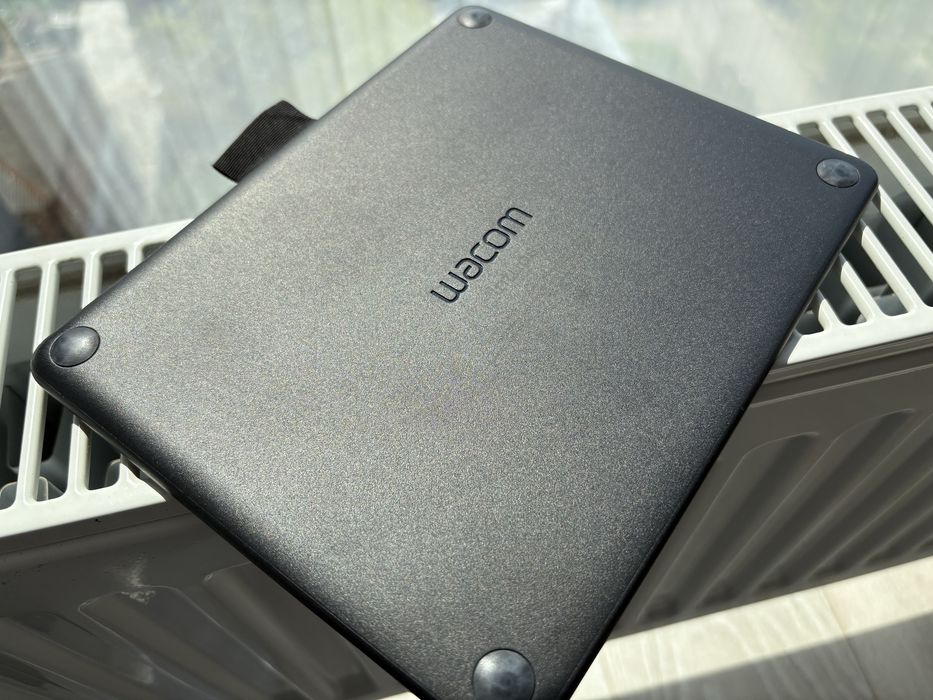 Графічний планшет Wacom Intuos S
