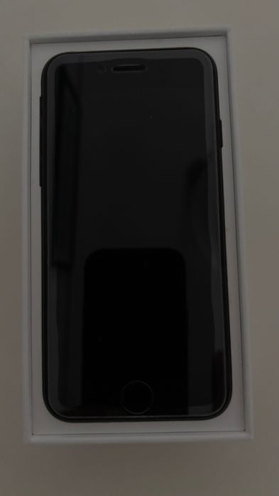 IPhone SE 128GB Black