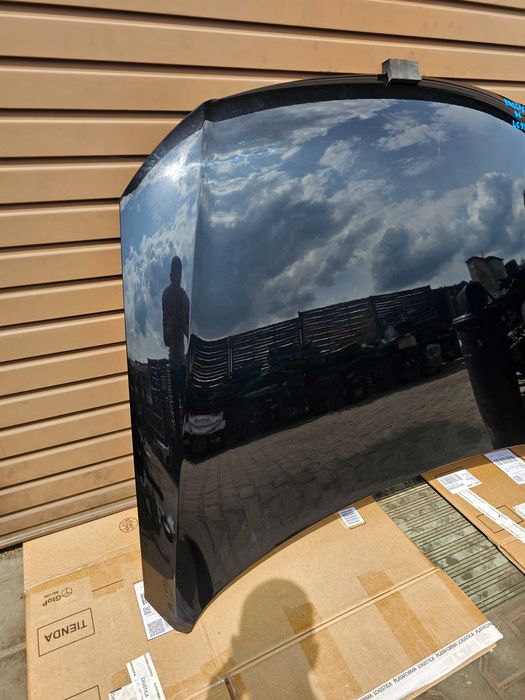 Maska Vw Passat B6 Kod Lakieru LC9X IDEALNA